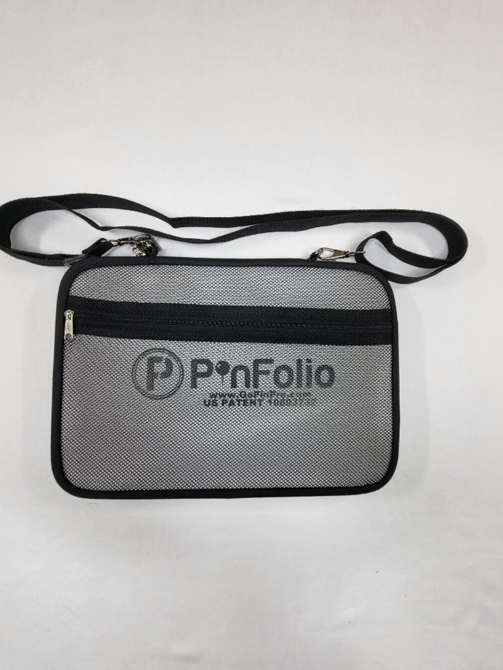 PinFolio GoPinPro Black Gray Pin Trading Bag Display Case Organizer Crossbody